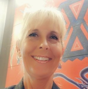 Meet your Posher, Deb